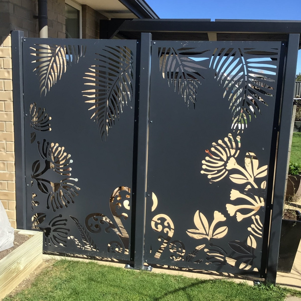 Laser Cut Garden Metal Art - Pohutukawa Panel Set"