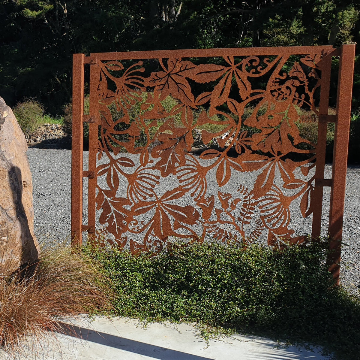 Garden Backdrop Screen  - Floral Heritage