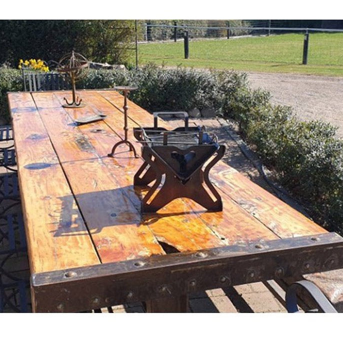 FIA - FLAT PACK PORTABLE BBQ / FIRE PIT