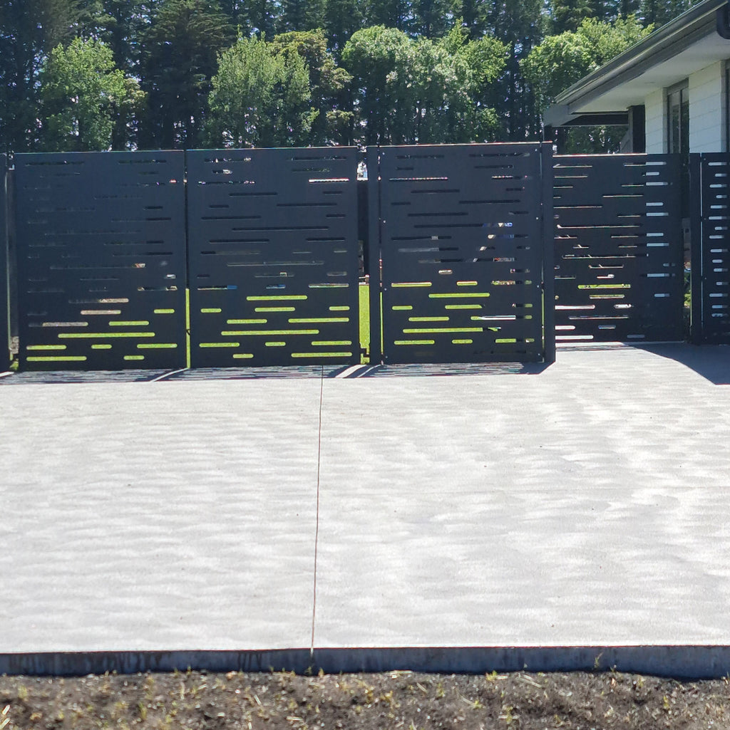 Corten Steel & Aluminium Fence Panel - Horizontal Lines