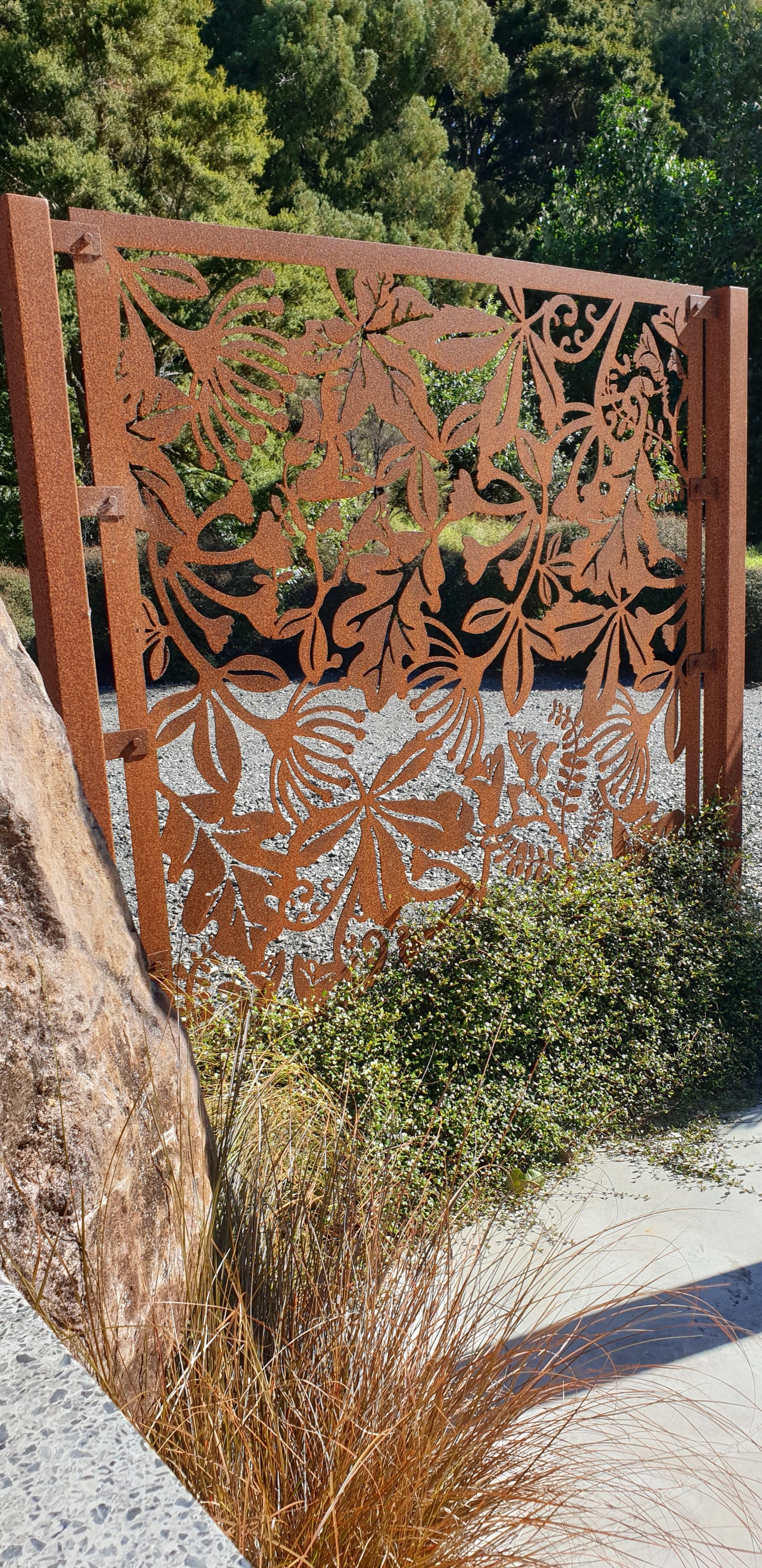 Garden Backdrop Screen  - Floral Heritage