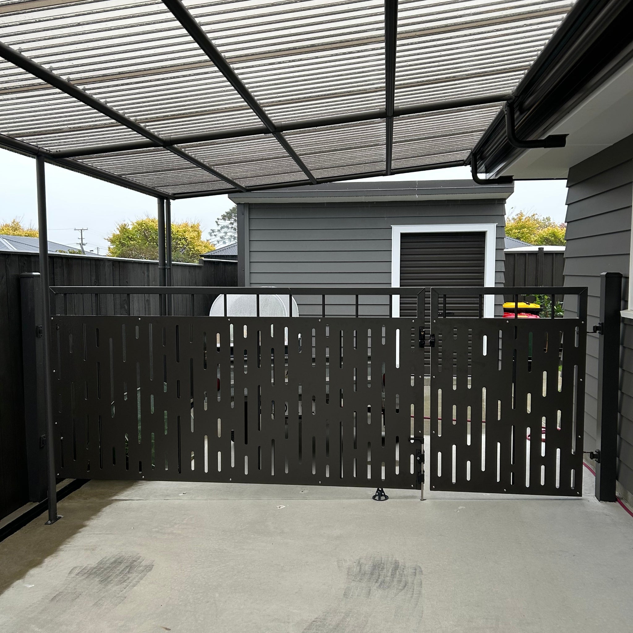 Driveway Metal Gate  - The Vertical Lines