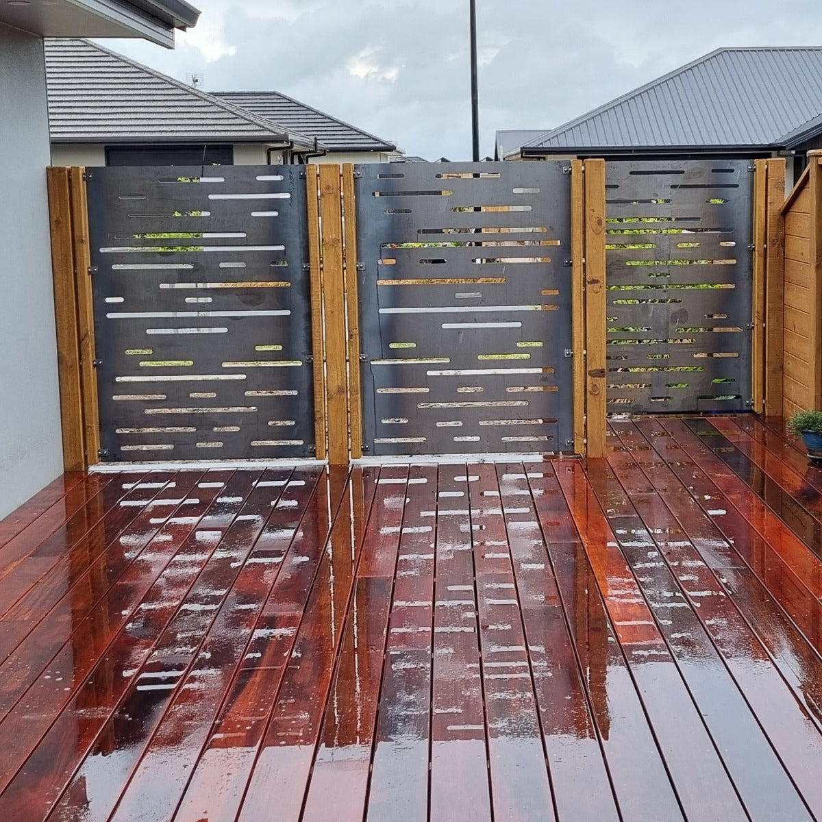 Corten Steel & Aluminium Fence Panel - Horizontal Lines