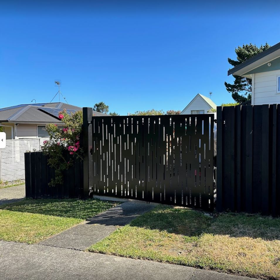 The Vertical Lines Gate – Design Junction NZ