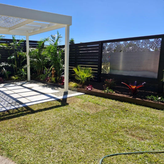 Balustrade Panel - Monstera
